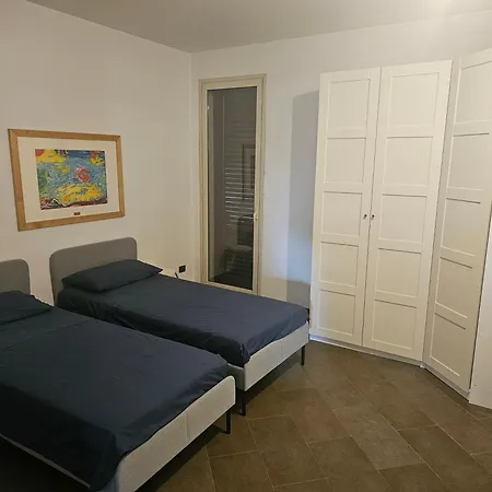 Etna Garden 펜션 *