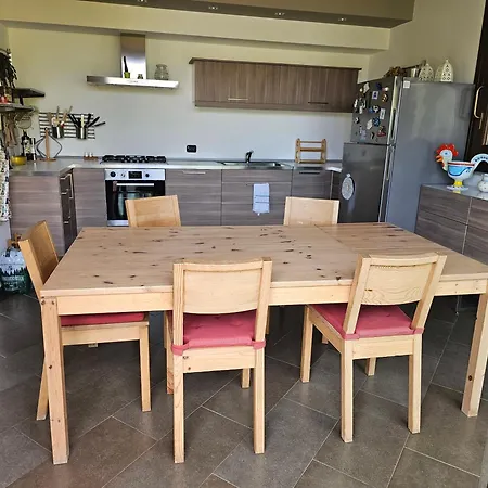 Etna Garden 펜션 *